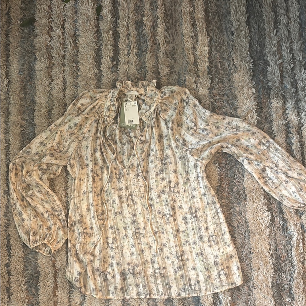 H&M Cream Floral Women's Blouse